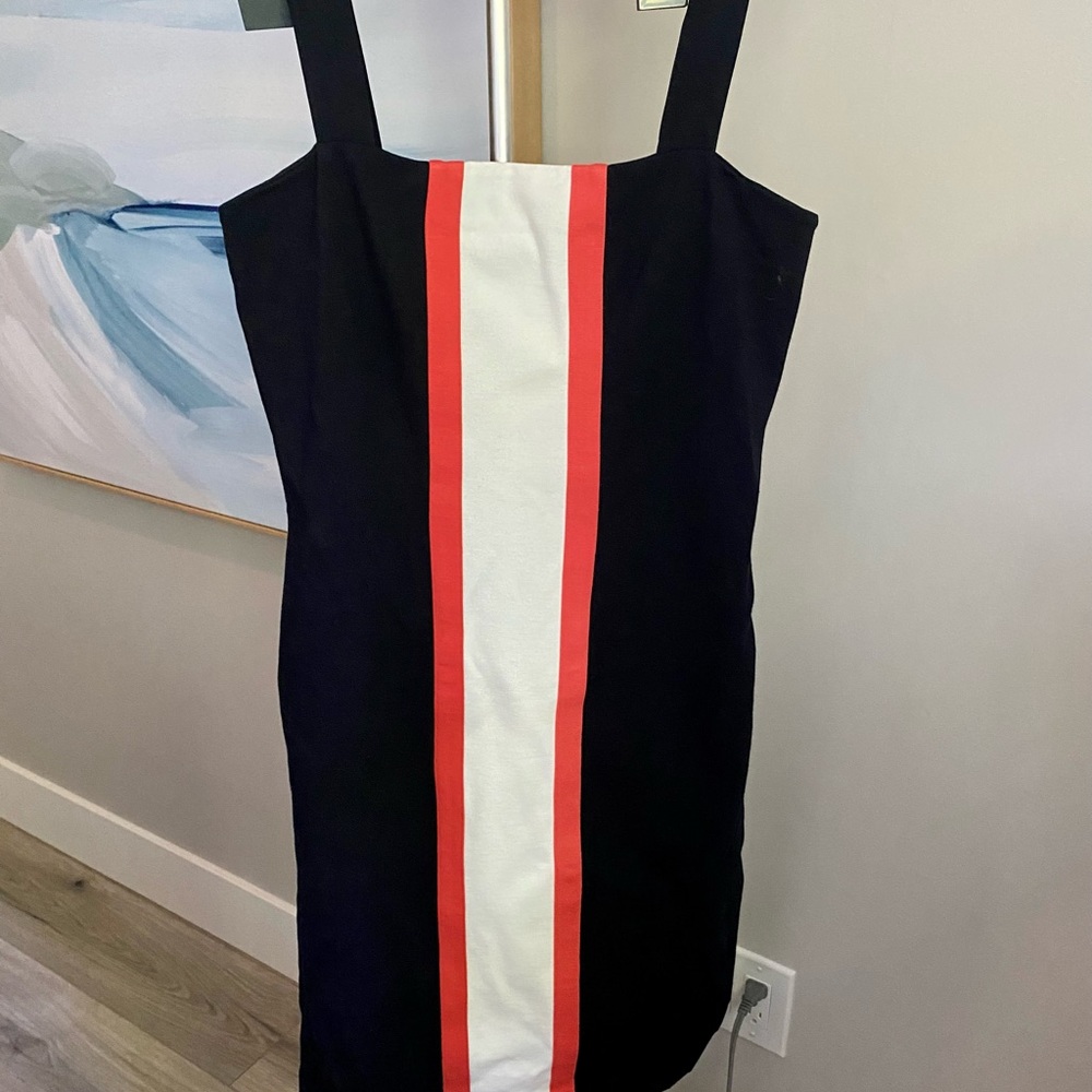 Navy, Orange and white = Stunning!